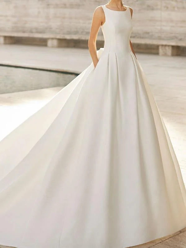 Vintage Wedding Dress With Train Halter Sleeveless Buttons Satin Fabric Traditional Dresses For Bride Hip Women's Retro