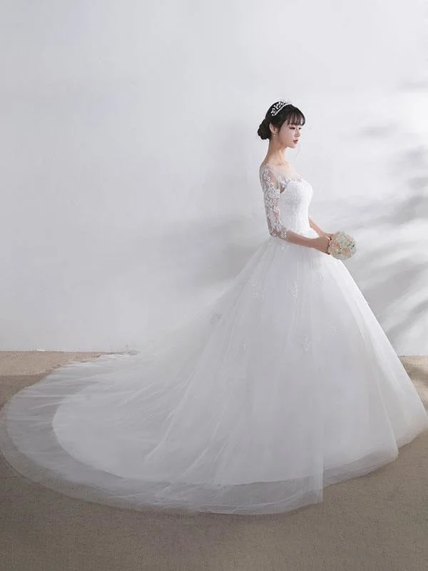Ivory Wedding Dress Lace Applique Illusion Sweetheart Backless Half Sleeve A Line Chapel Train Bridal Dress Edgy Women's Punk