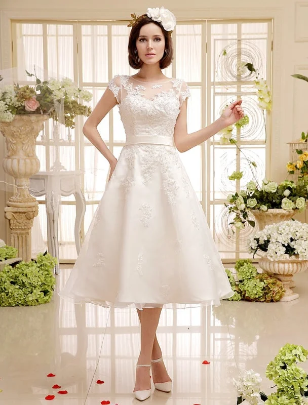 Short Wedding Dresses Ivory Lace Applique Vintage Bridal Dress Illusion Sweetheart Open Back Tea Length Wedding Reception Dresses Exclusive Youthful Women's Pop