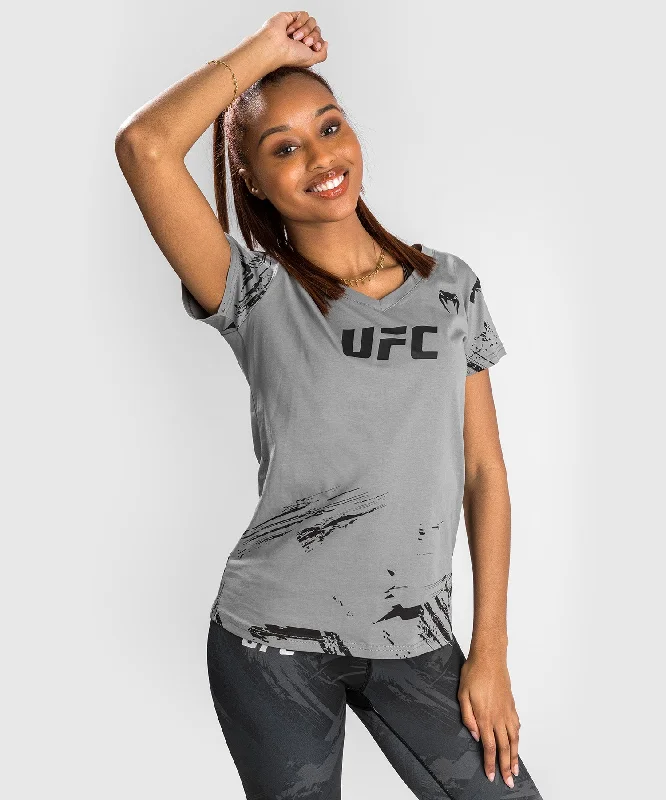 UFC Venum Authentic Fight Week 2.0 Women’s Short Sleeve T-Shirt - Grey Bold Women's Statement