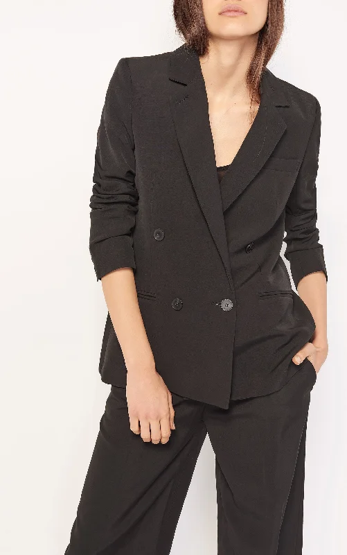 BLACK LONG-SLEEVED BLAZER performance