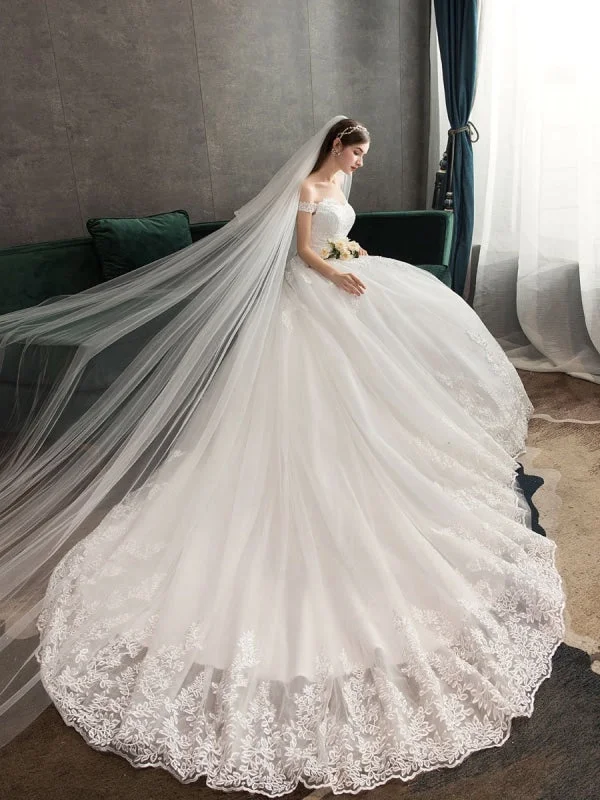 Lace Wedding Dresses Ivory Lace Applique Off The Shoulder Short Sleeve Princess Bridal Gown With Train purpose