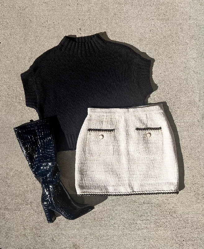 ALL THE WAY BLACK MOCK NECK SWEATER Hip Women's Urban