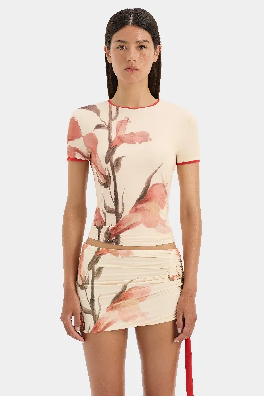 Hana Tee Laid - back Women's Style