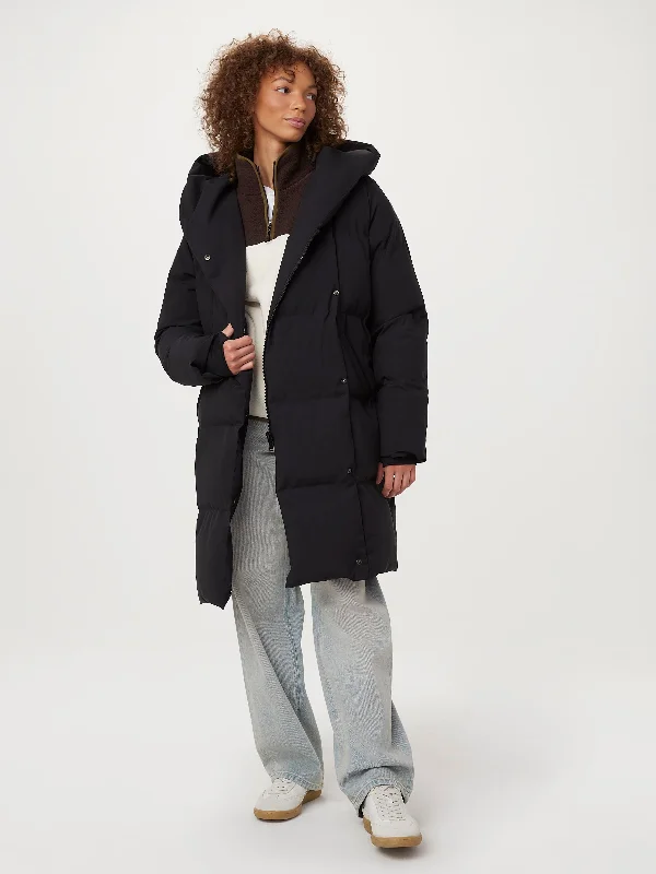 The Hygge Puffer Coat in Black Modern Women's 