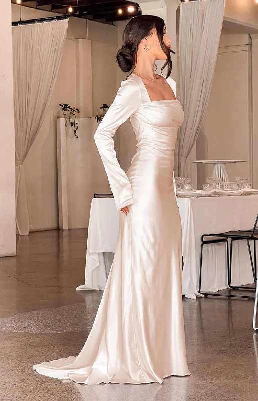 Addina Cream Long Sleeve Maxi Dress Cozy Women's Winter