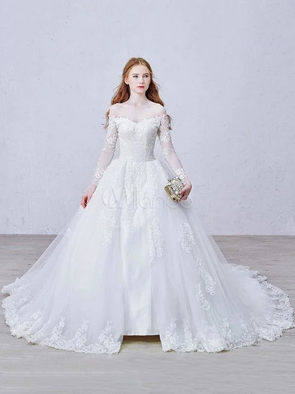 Lace Wedding Dress Princess Bridal Dress White Off The Shoulder Applique Illusion Heart Back Design Luxury Bridal Gown With Cathedral Train European