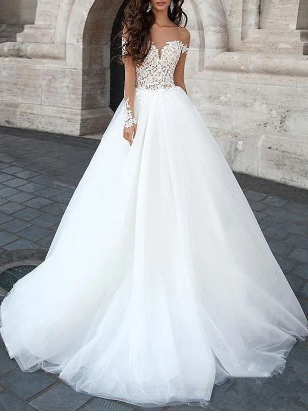 Princess Wedding Dress 2021 Ball Gown Sweetheart Neck Long Sleeves Backless Lace Tulle Bridal Dresses With Court Train Streetwear Style for 