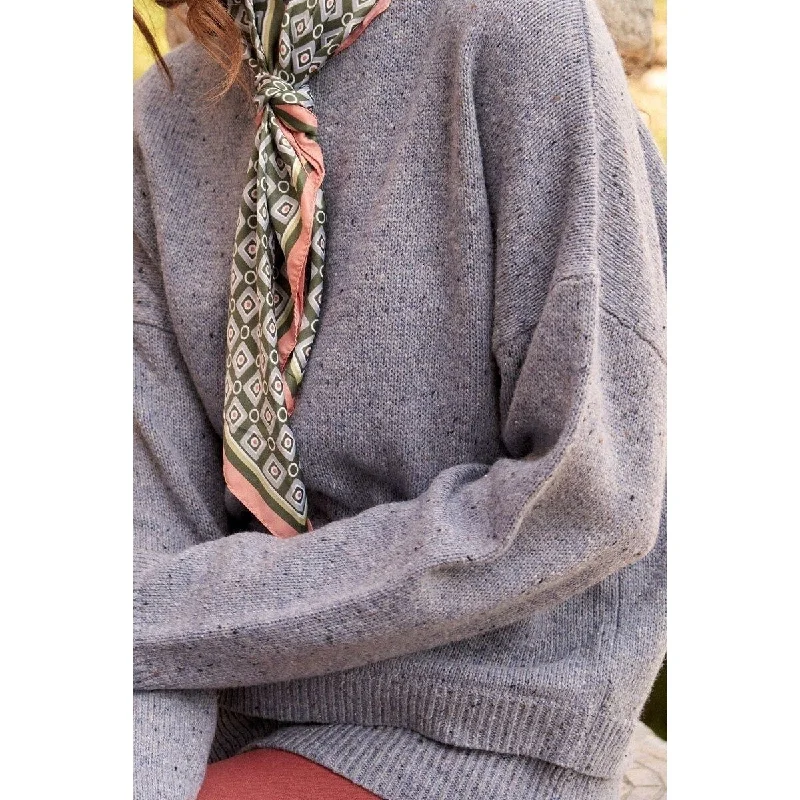 A Multicolor Knit Sweater Classic Women's Tweed